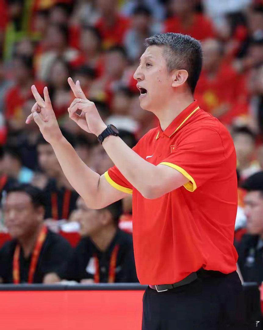 卡塔尔男篮多主力缺席集训 卡塔尔男篮土耳其集训合影曝光，多名主力缺阵，归化不是纳