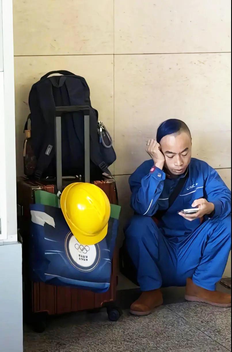 江苏“舞王”，中集集团电焊工，“焊武帝”葛兵兵，已经走投无路，他被中集开除了，漂