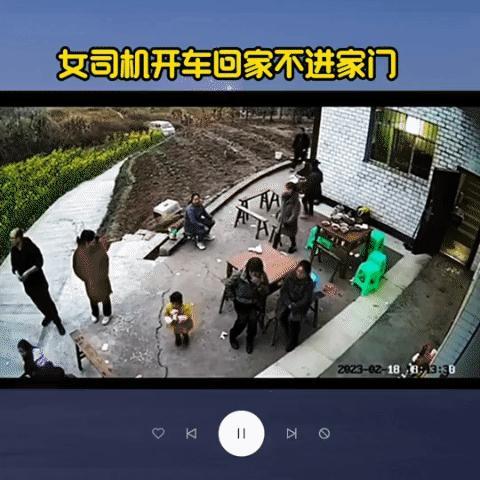 我就想不明白，这种情况司机为什么就不踩刹车呢[what]