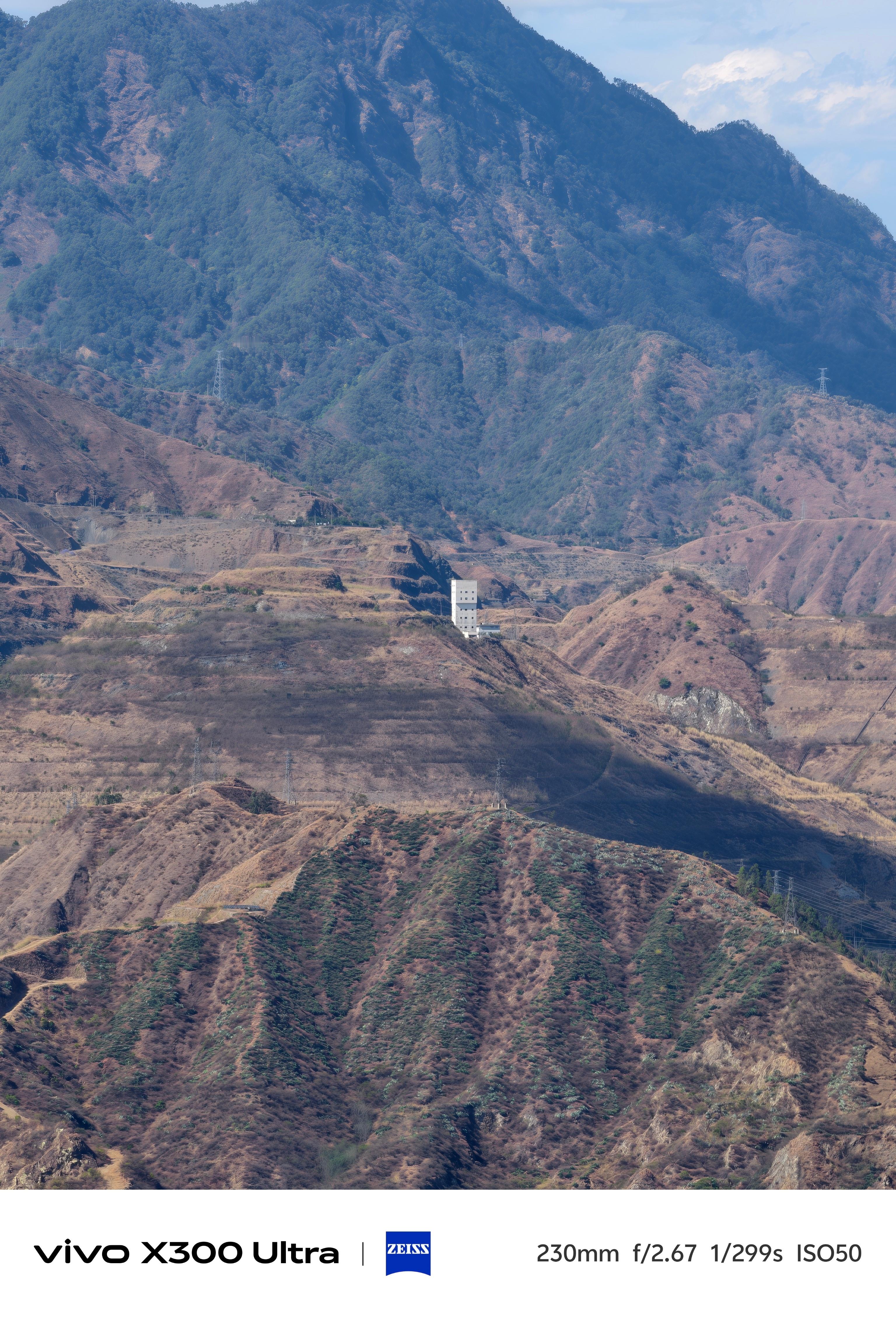 今天天气不错，带你们感受一下vivo X300 Ultra原生长焦的解析力