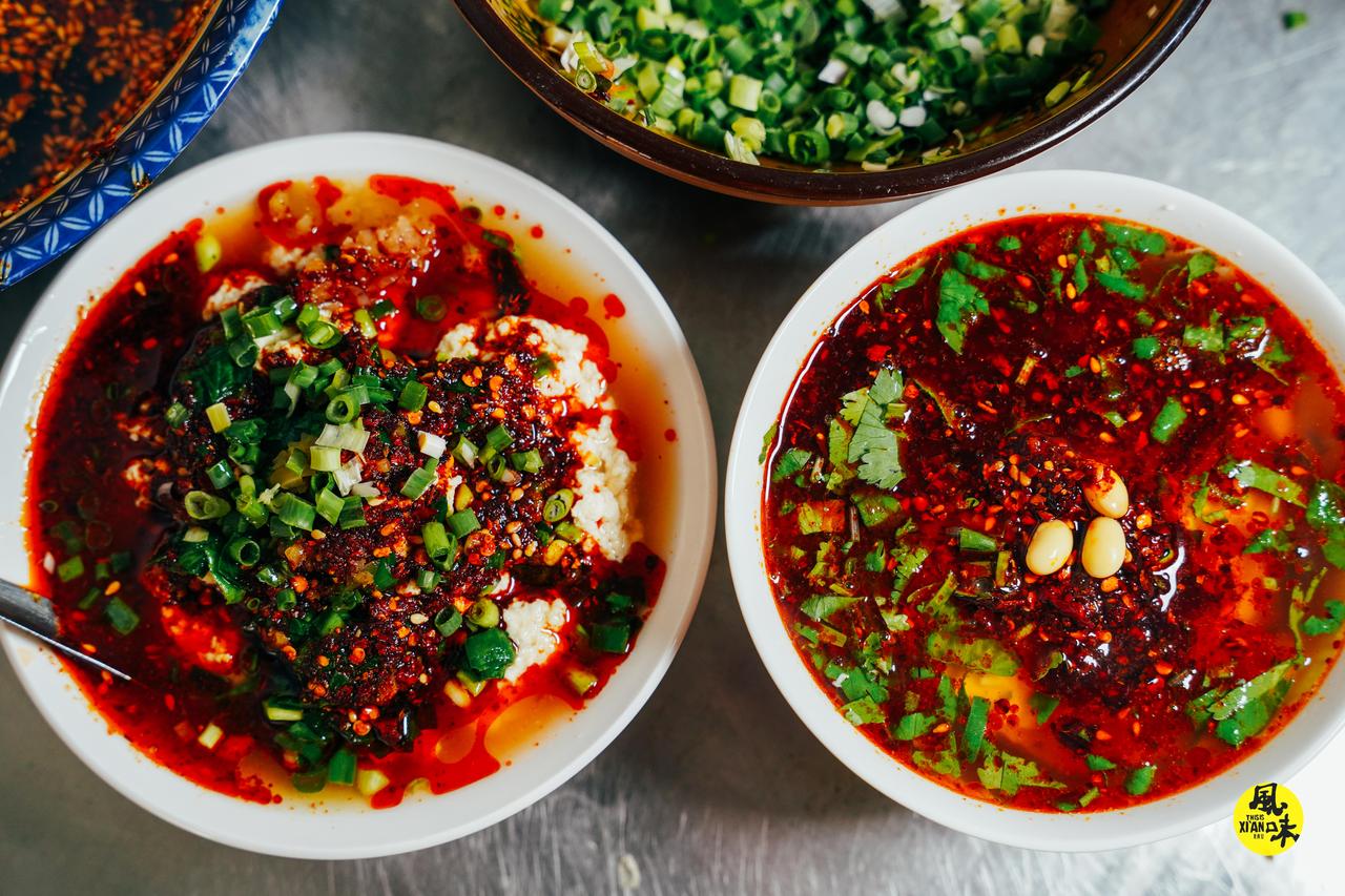 豆腐脑你们吃甜的还是咸的还是辣的？韦曲这家豆腐店，老豆腐、豆腐脑、热豆腐、豆浆，