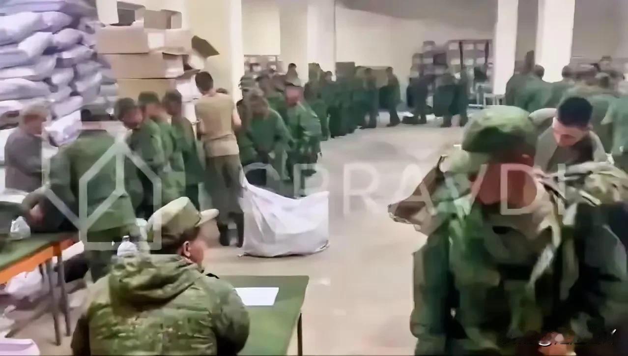 快讯！！俄韩联军换装俄军服，东亚安全警报拉响！韩媒突然爆出北韩军队已换上俄军军服
