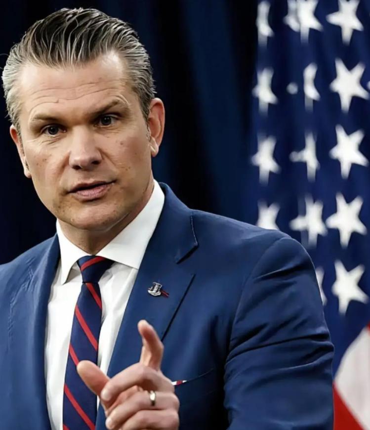 美军刚放话要“炸回石器时代”，伊朗地下90米的花岗岩掩体却连震都没震一下！

麻