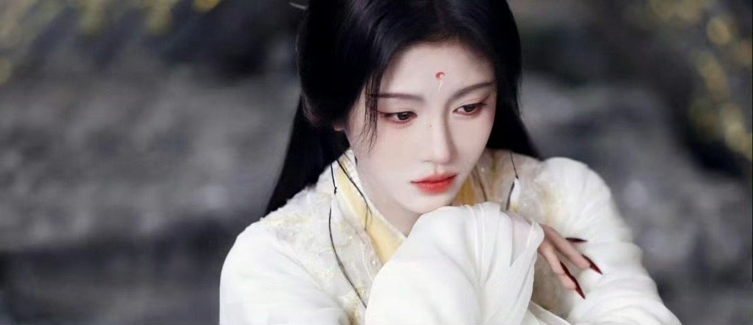 月鳞绮纪愚人节播 月鳞绮纪愚人节播来真的 月鳞绮纪 所有人都在过愚人节，只有《月