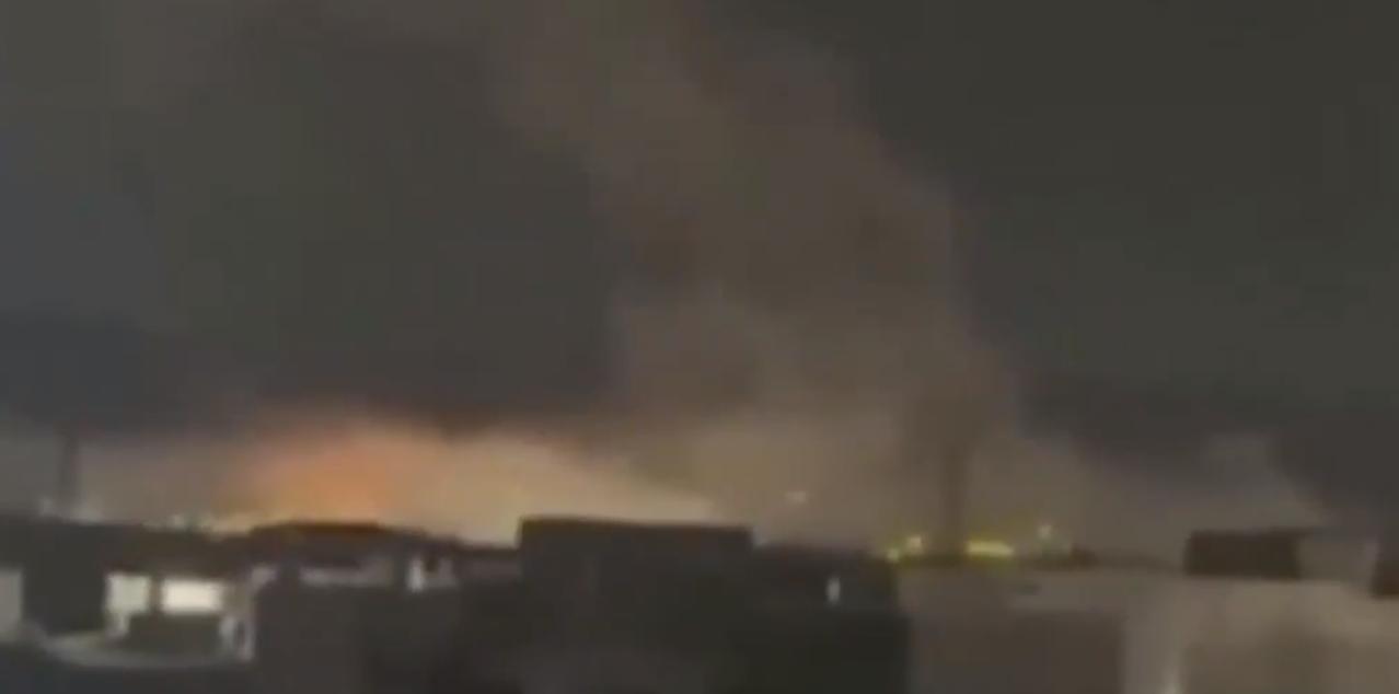 伊朗直接炸学校！双方越打越急眼！
 
3月31日凌晨，伊拉克库尔德自治区的苏莱曼