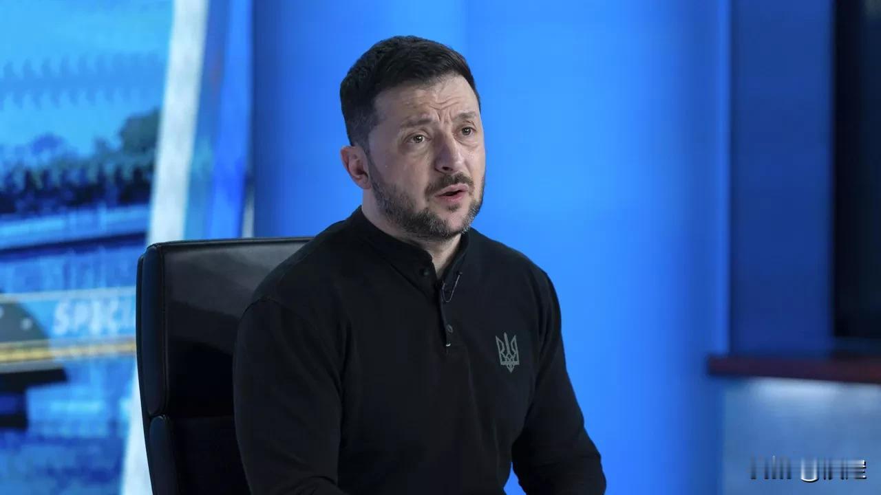 泽连斯基表示不排除就领土问题举行乌克兰全国公投。

这是泽连斯基回应美国施压的答