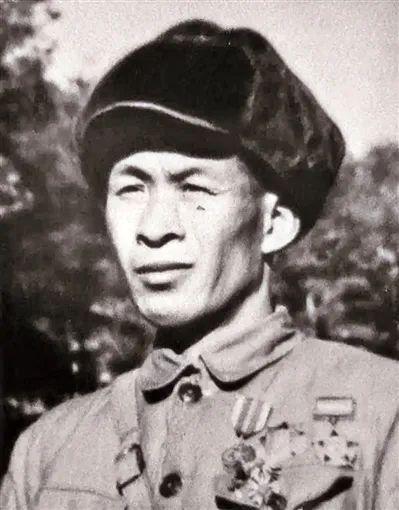 张兰亭（1925年-1967年），出生于山东省东营市利津县利津街道东街村，中国共