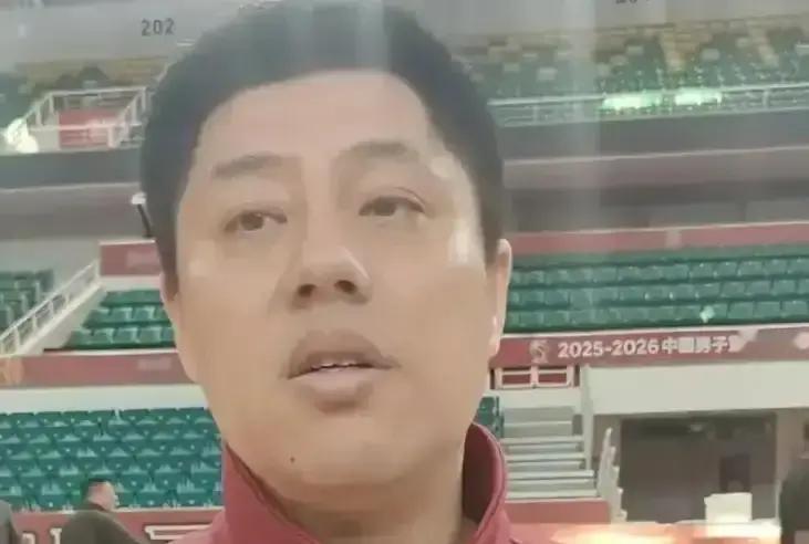 徐杰被全场追着打，山西这招真狠
 
19分4助攻，三分照样进。山西赛前放话“最高