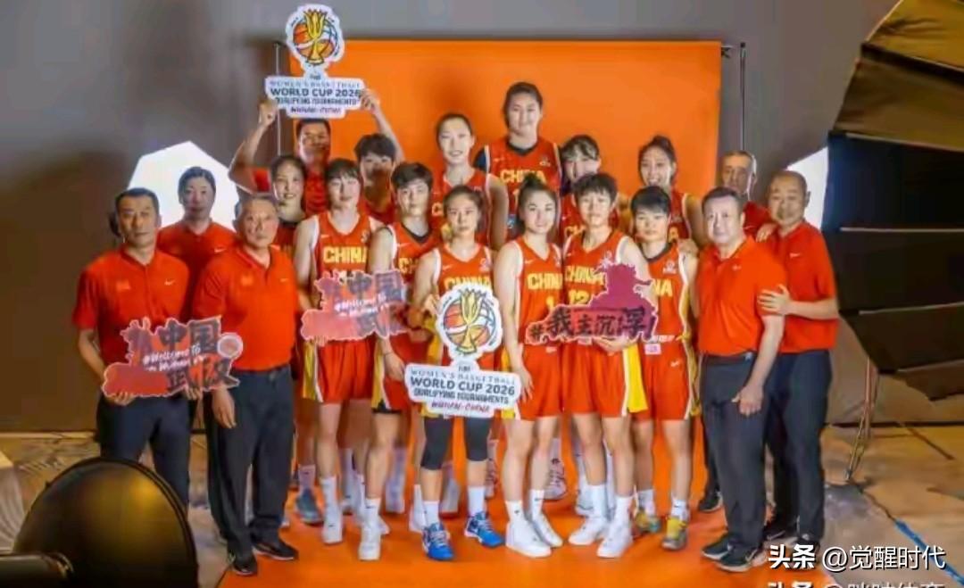 恭喜中国女篮晋级世界杯正赛
！！！