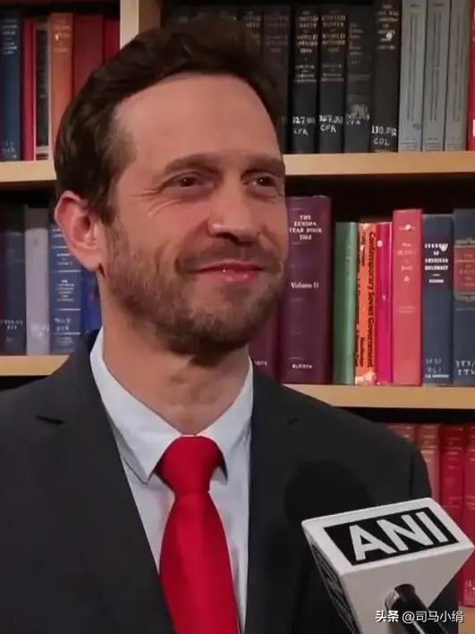 看了以色列发言人针对炸死百名伊朗小学生的言论，我才领悟到，当年希特勒为何要对他们