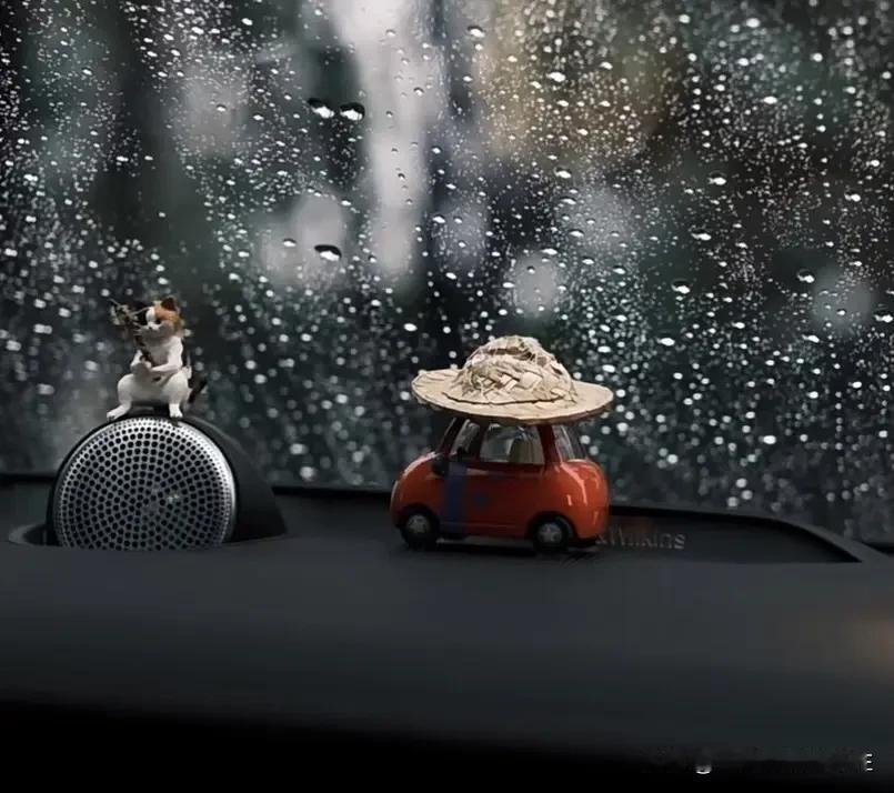 一股清流留不住，金马狂奔送鸿福。