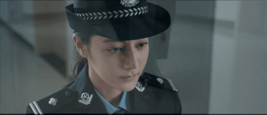 迪丽热巴《利剑玫瑰》定档了，好会演啊热巴！期待邓妍警官！ ​​​