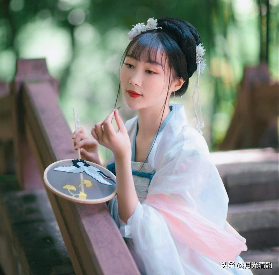 越王勾践的掌上明珠——越姬
，楚昭王的宠妃，最终以死殉义，被载入史册，被后世称颂