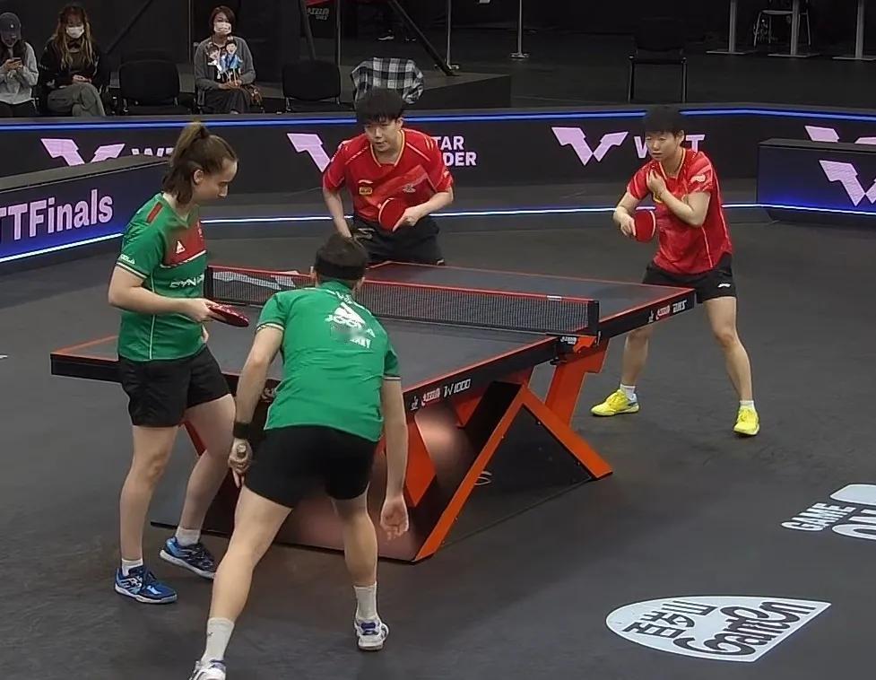 混双1/8决赛战绩
王楚钦/孙颖莎🇨🇳3-0埃克塞奇/马达拉茨🇭🇺 ​​