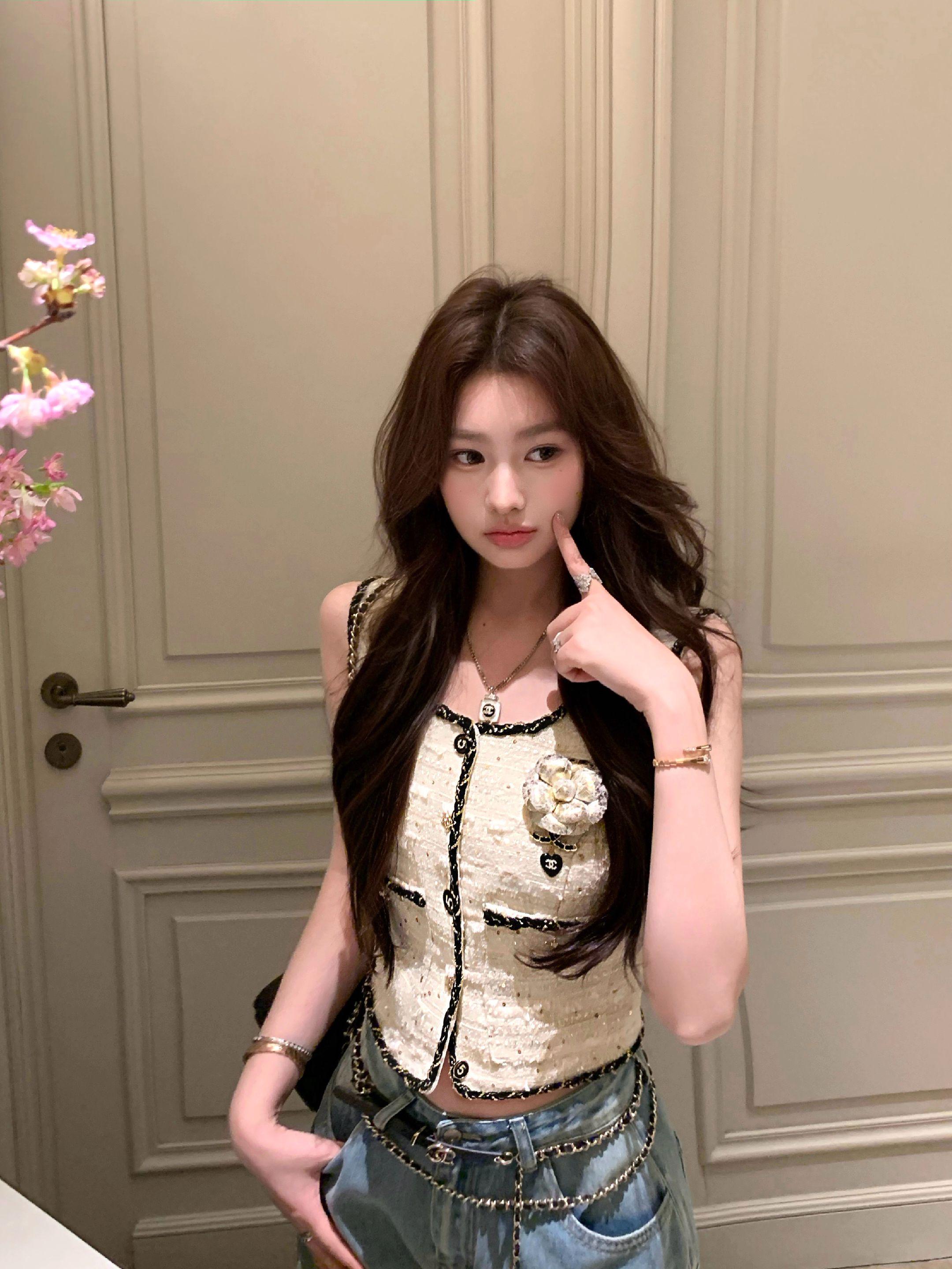 天真以为是她的独特品味