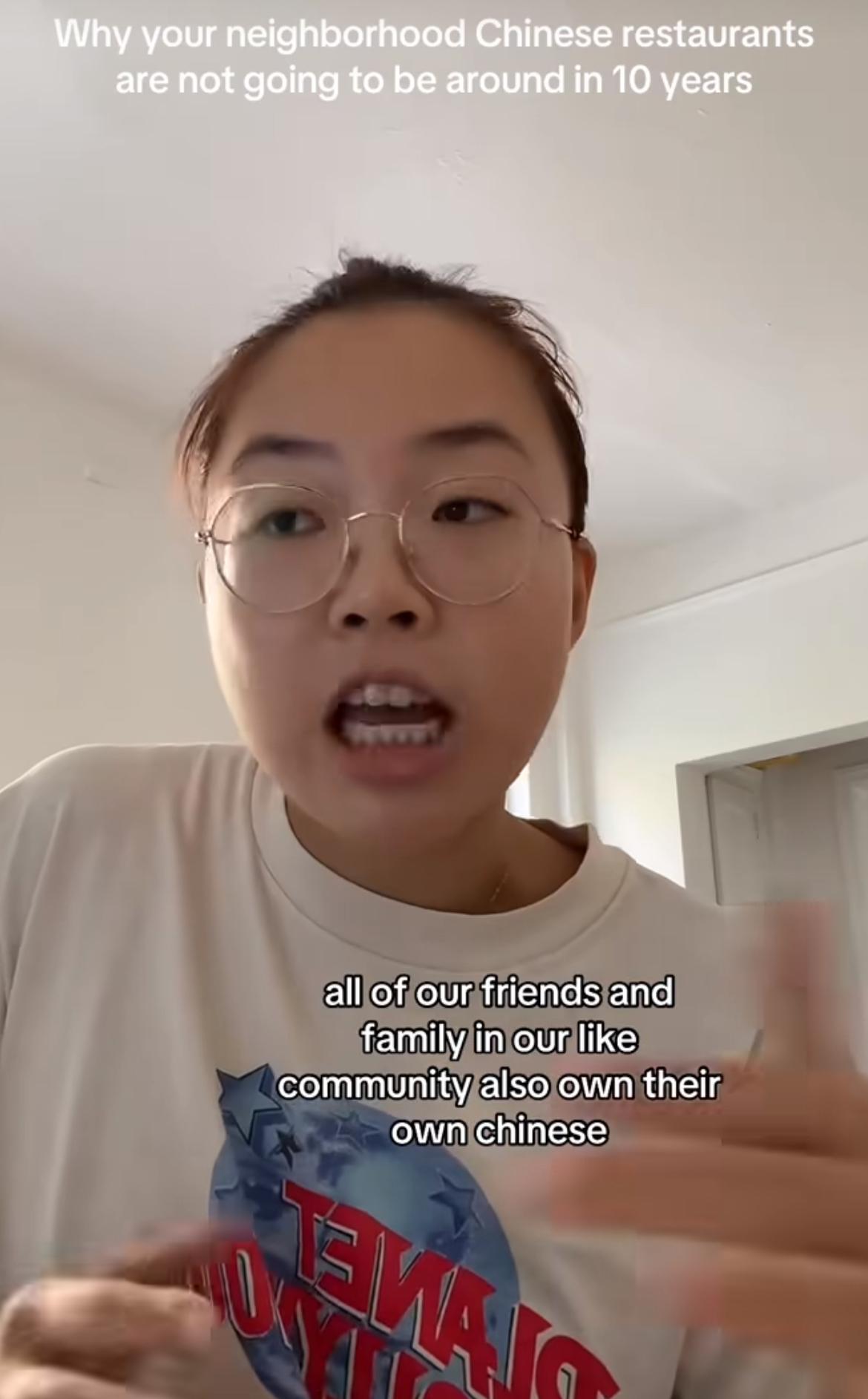华裔讲述现在华人餐厅面临传承的危机，子女不愿意接受父母的餐厅，但是第一代移民的店