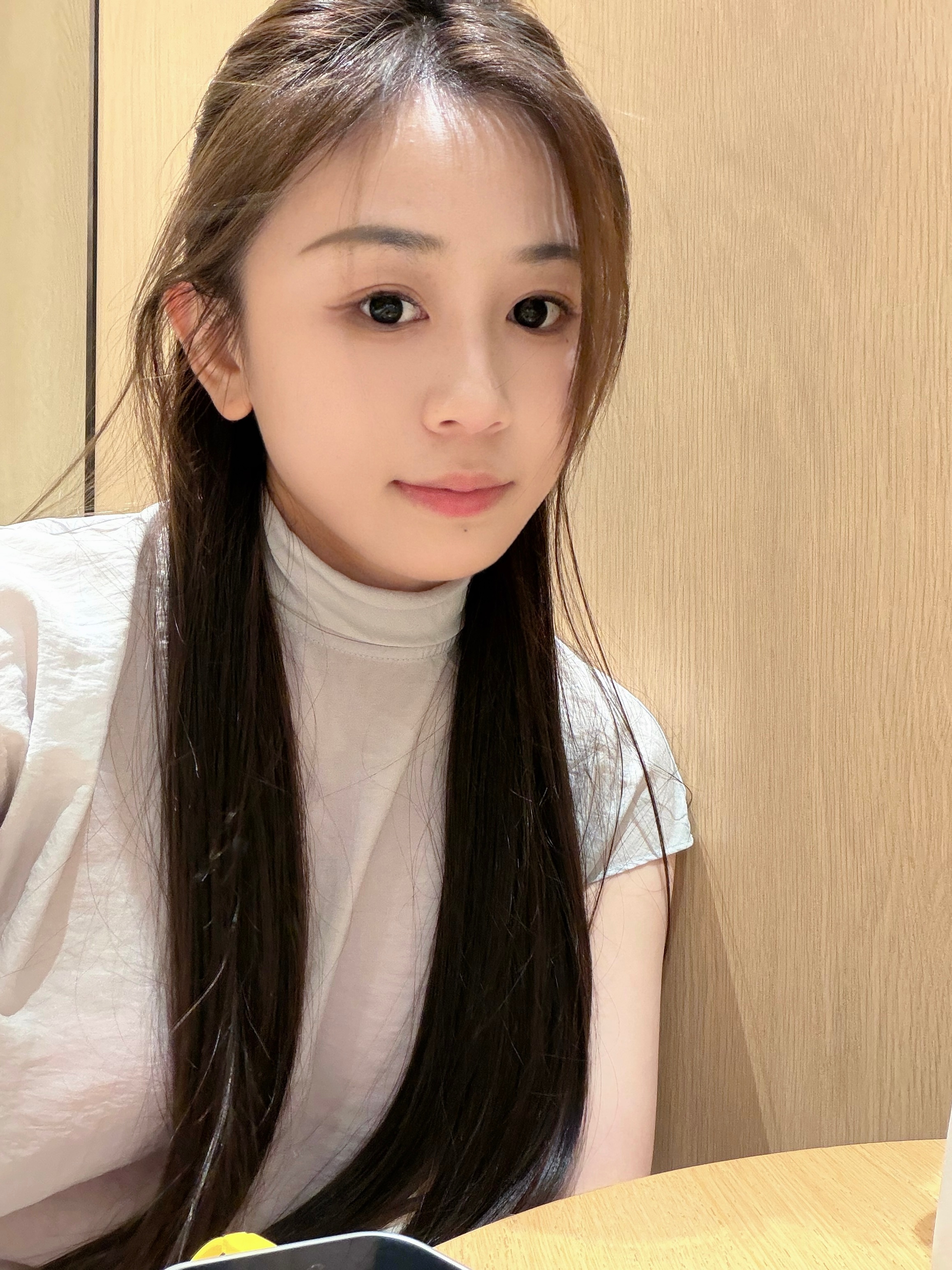 淑女一下(ﾟoﾟ;;有点饿了但又想不出来吃什么的时候最崩溃(･_･; 