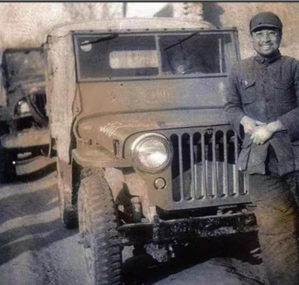 1940年代，一次战前会议中途休息，刘伯承跟身边几个干部闲聊，突然冒出一句：“要