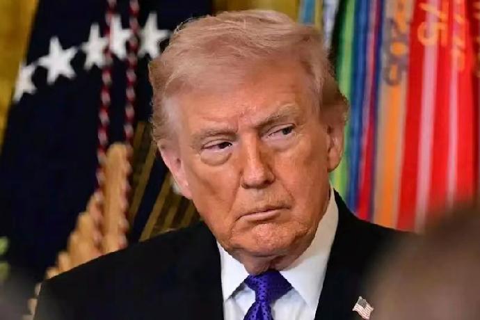 特朗普助手们的借口，令人目瞪口呆，再次创造了历史！4月5日，《华尔街日报》报道: