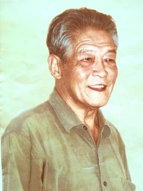 《巩义市书法协会秘书长：康建树》       康建树，巩义康店康氏二门...