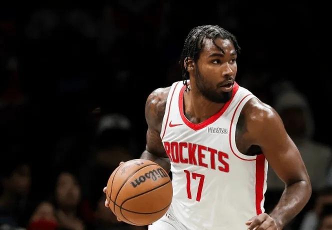 健康的伊森还是很香的！
能打的时候是真能打啊！
有三分有防守，防守压迫很强，底角