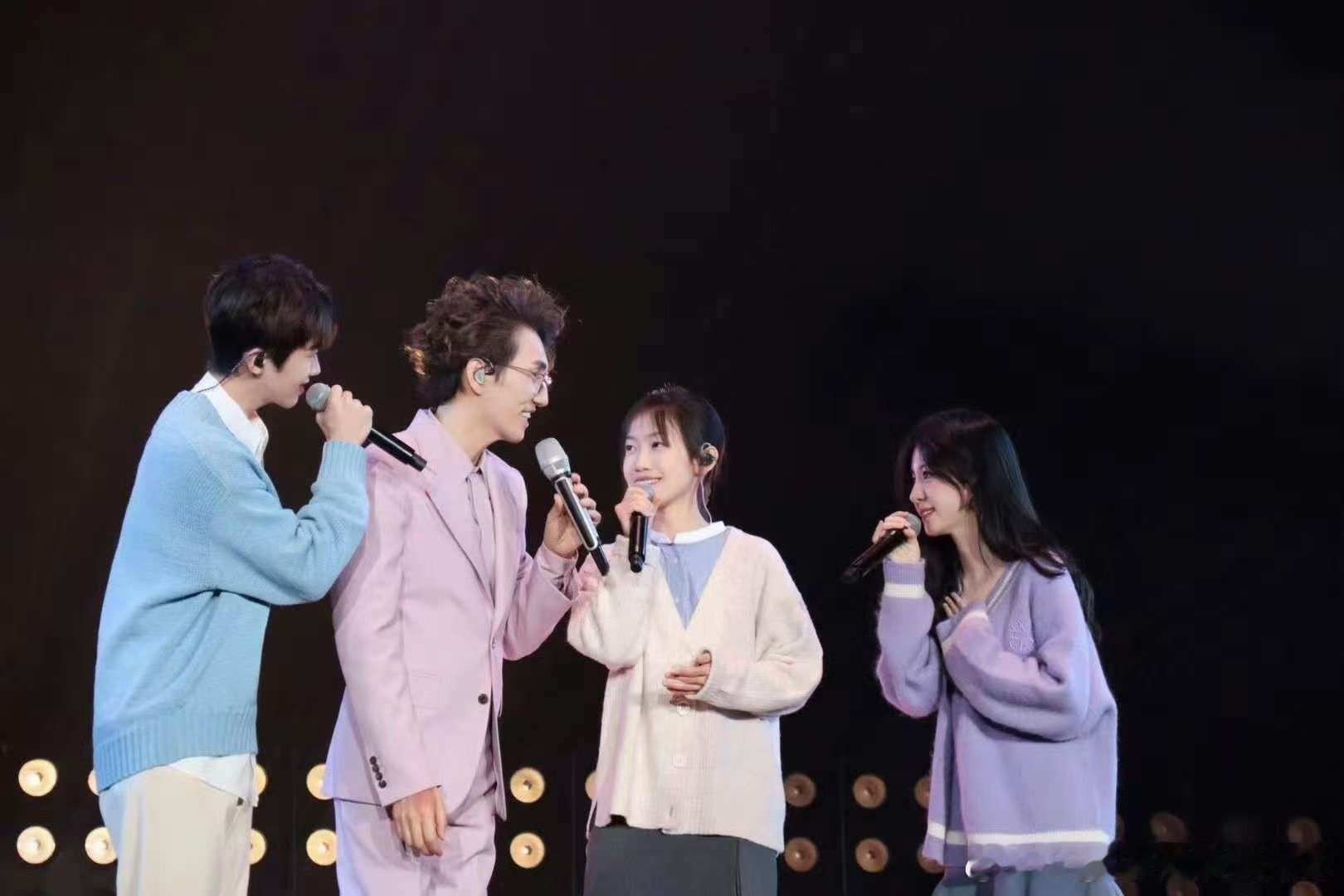 音乐缘计划2舞台惊现巨型猫咪 中传在校生孙睦涵原创曲目打动人心 