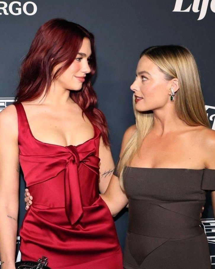 天噜…这可是Dua Lipa和Margot Robbie…… ​​​