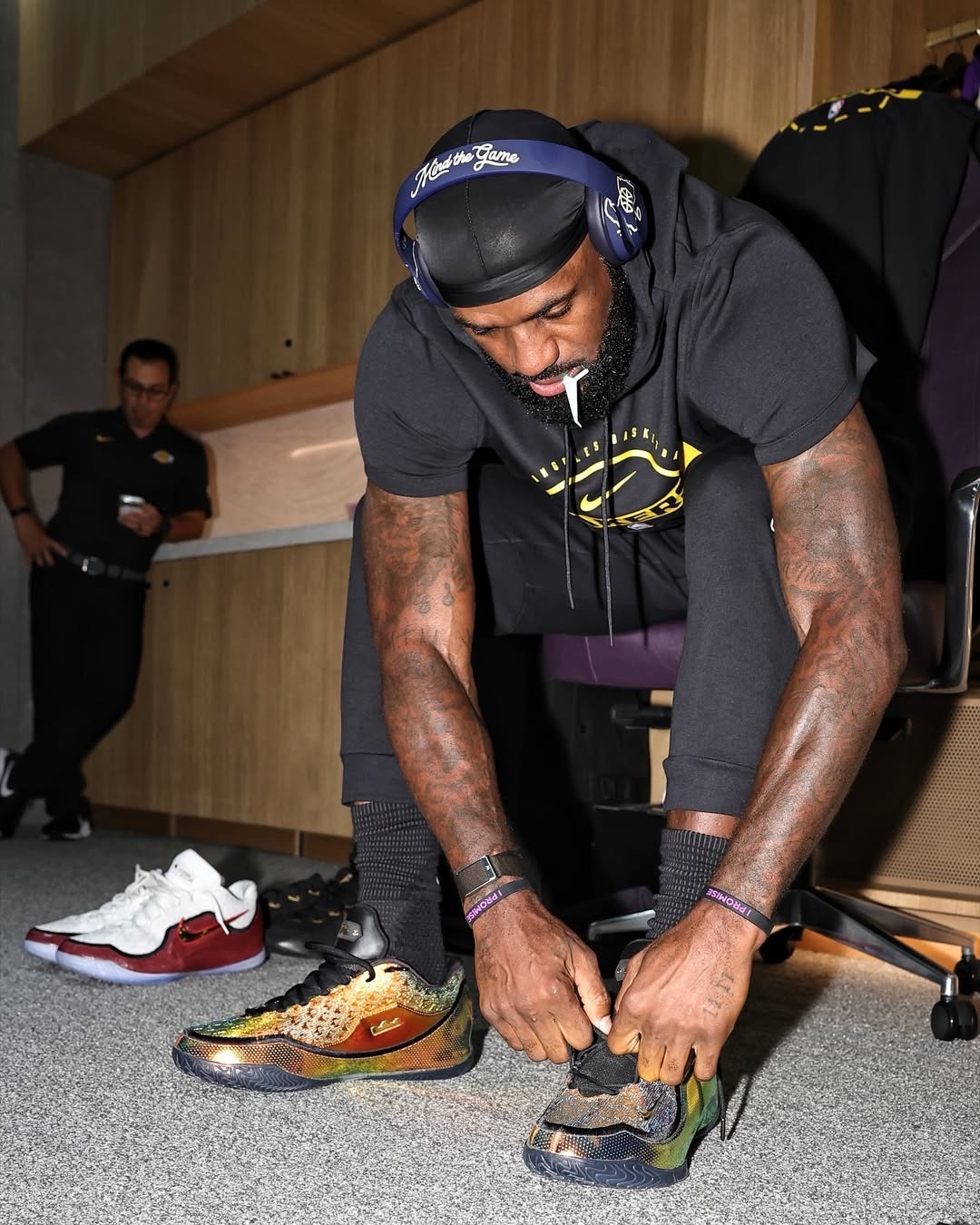 勒布朗昨日上脚的LeBron 23战靴 价值40K 