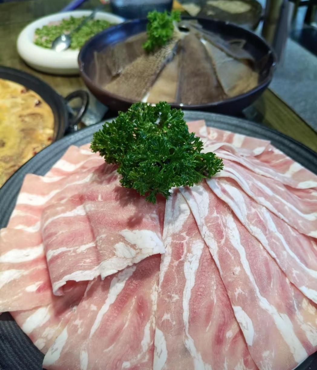 一起吃火锅 巴适得很 与众不同