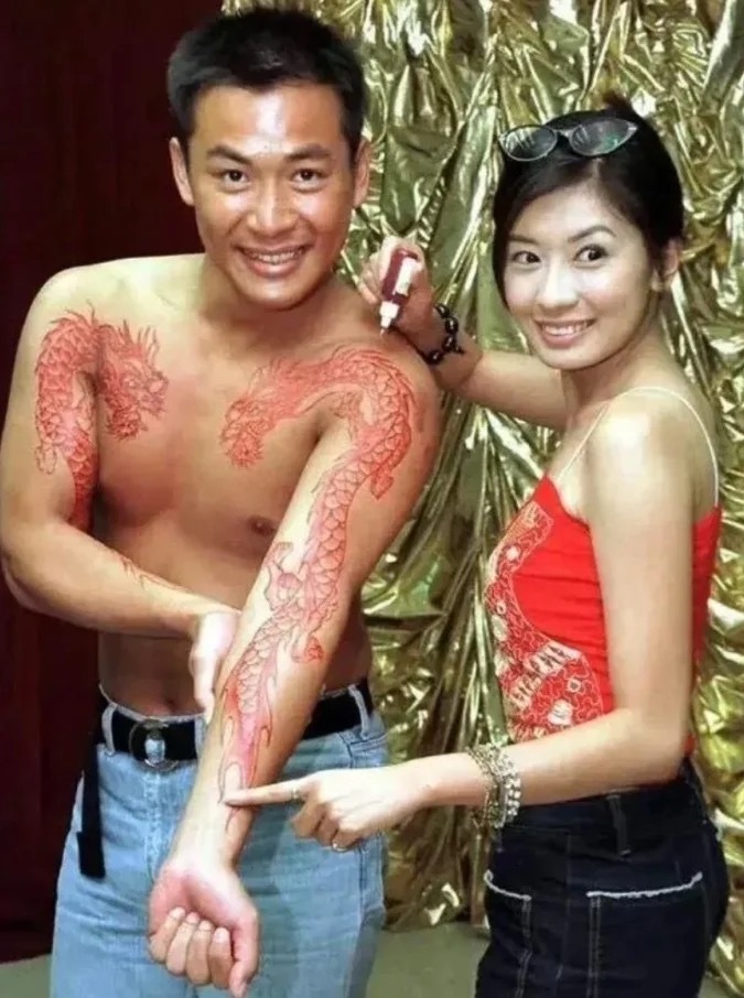 这竟然是贾静雯以前的剧照 ​​​