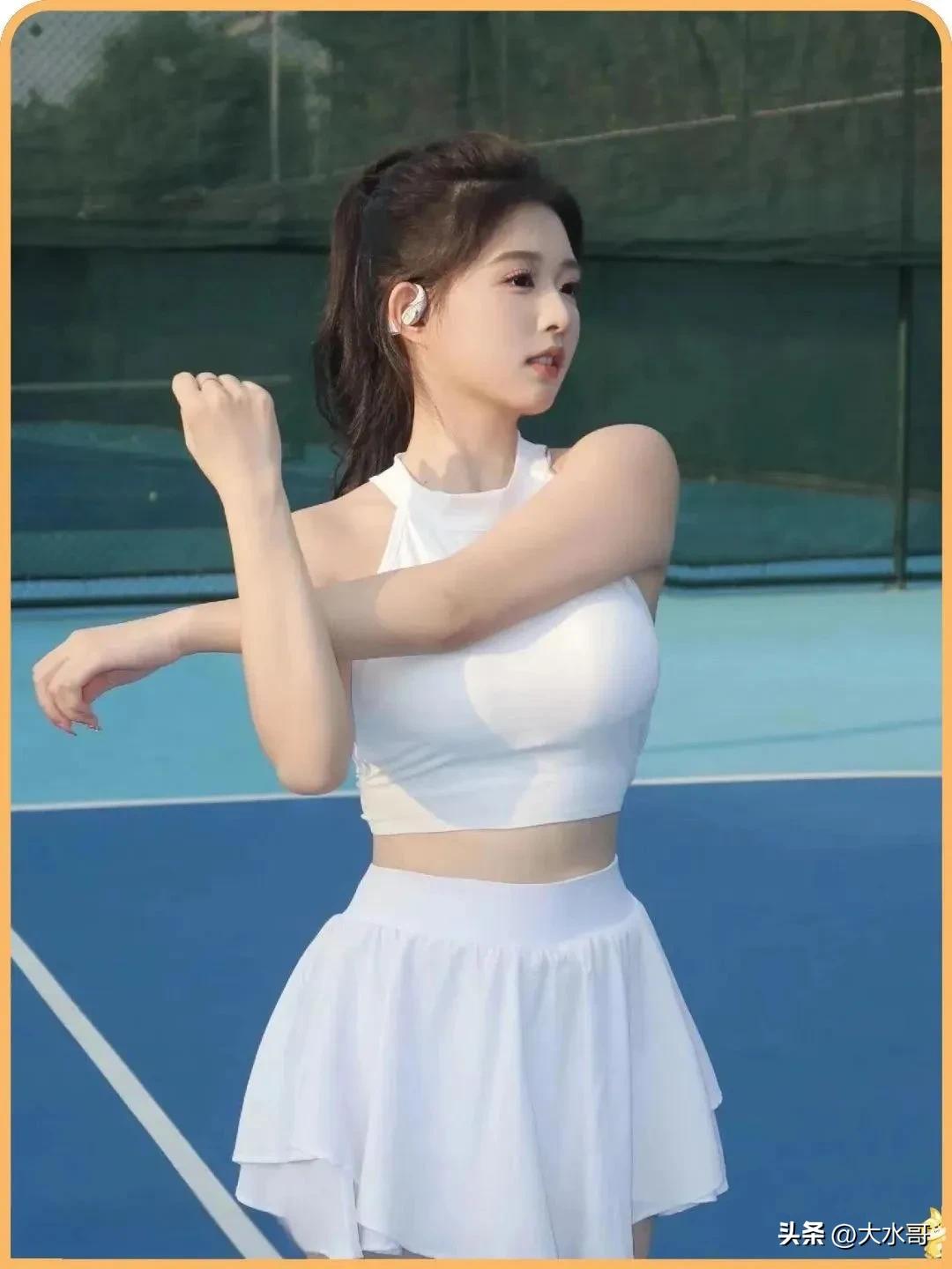 冬日生活打卡季爱运动的女生最有魅力，你喜欢爱运动的女生吗[比心]