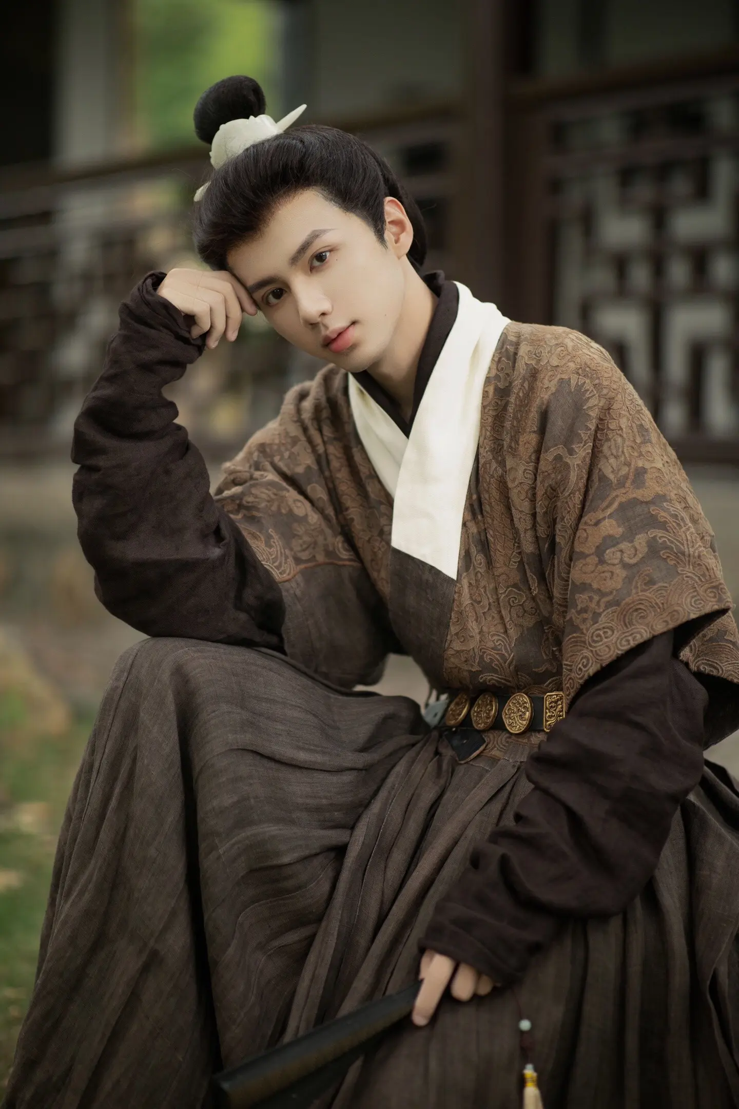 你是谁家的小侯爷。