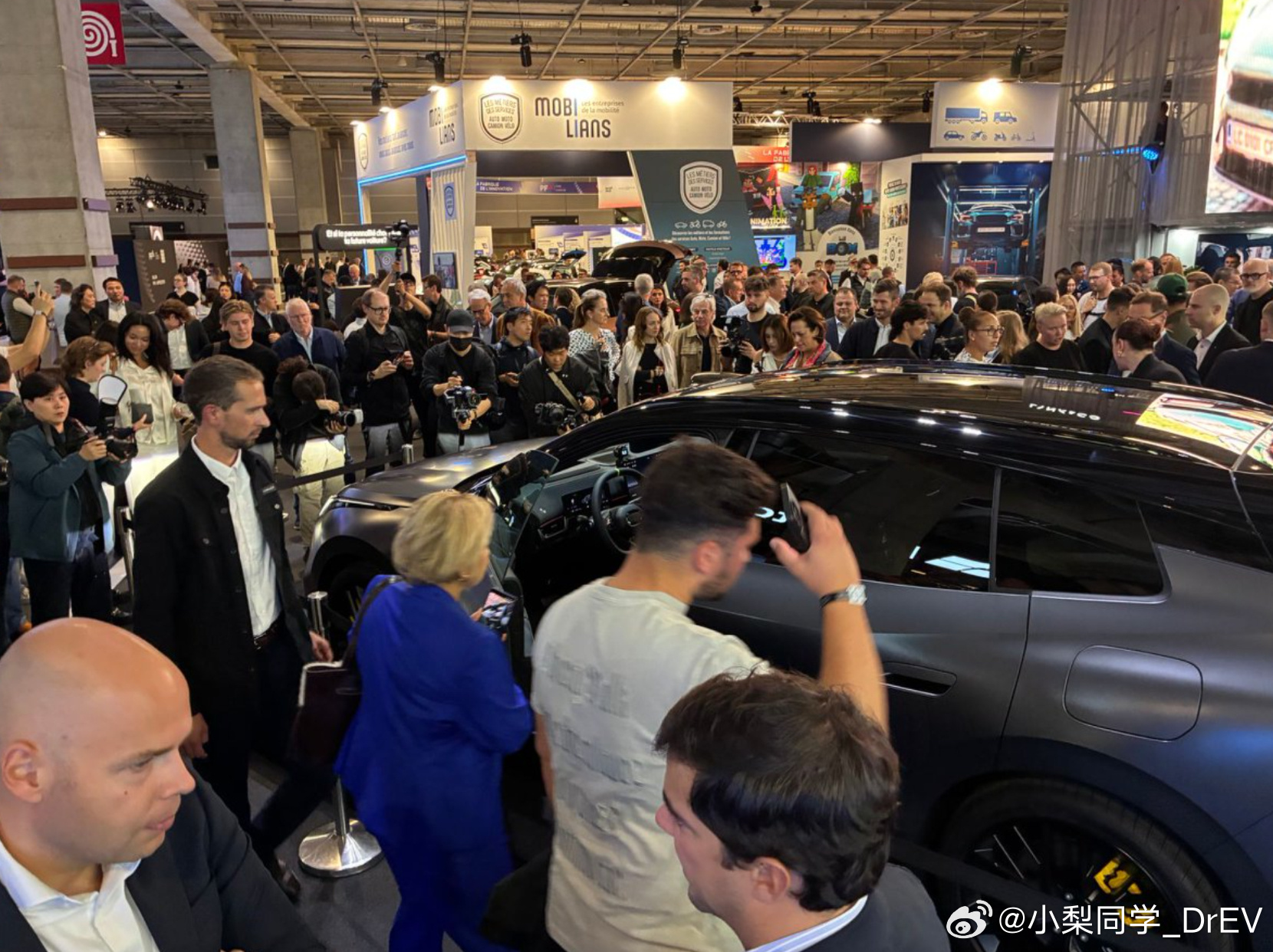 中国旅行车销冠领克07GT亮相巴黎2026巴黎车展旅行车的老家欧洲，迎来了中国销