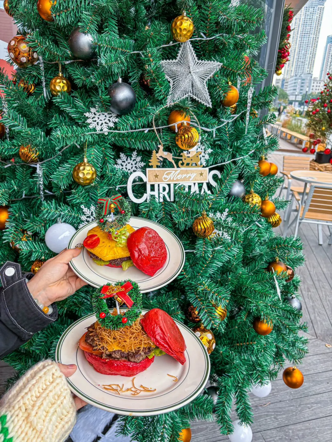 宁波的！！快来吃圣诞🎄风满满的汉堡🍔！