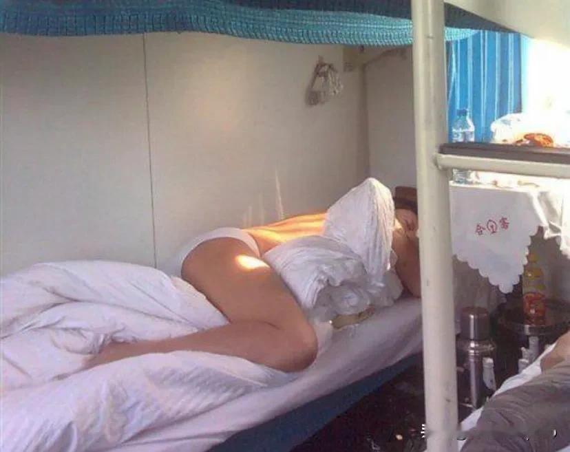 真的太贴心了！我实在是太喜欢K180这趟车了！昨天查看列车表发现时都兴奋了好一阵