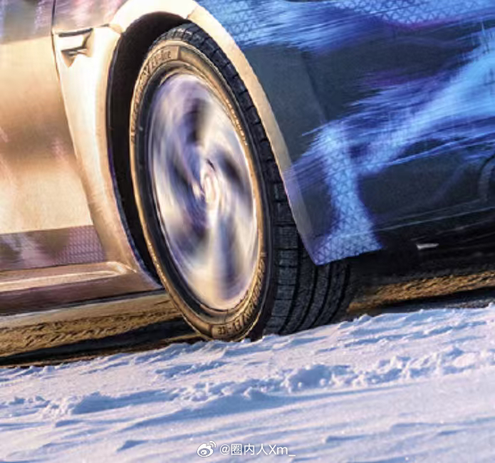 虽然有伪装衣，但是从曲线上看着这个车太帅了，这位摄影老师更厉害！可以把‘轮毂转、