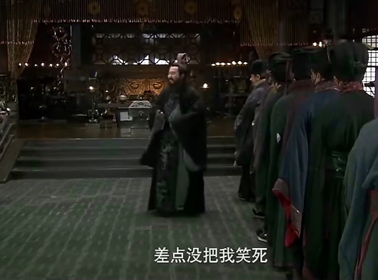 不是你我有病，是这个乱世有病呆呆家门口泥土被炒至200元一斤