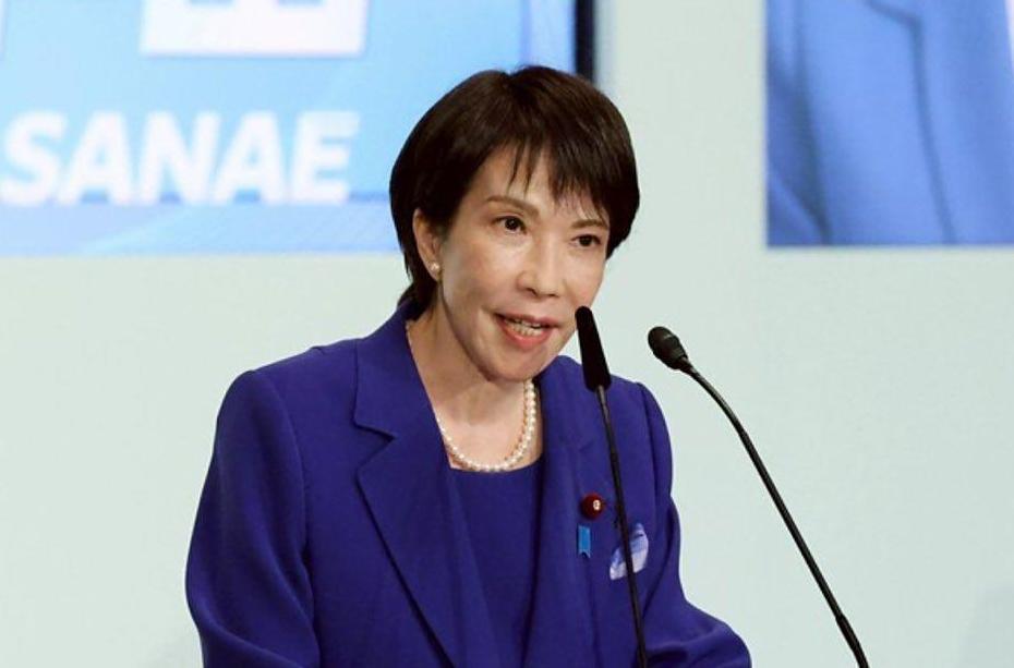 高市早苗支持率难逃暴跌？中国反制下日本难承其重。
高市早苗内阁一度凭强硬姿态维持