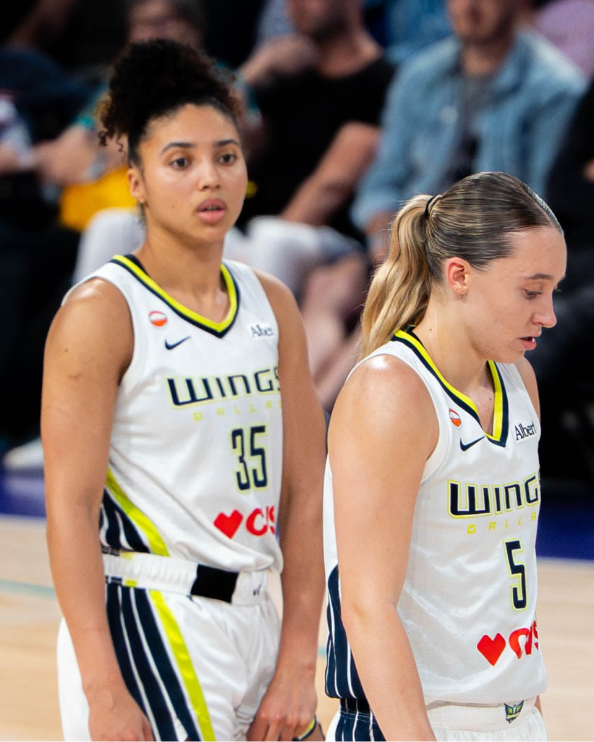 AzziFudd👸peoplesprincessigDallas WINgs 