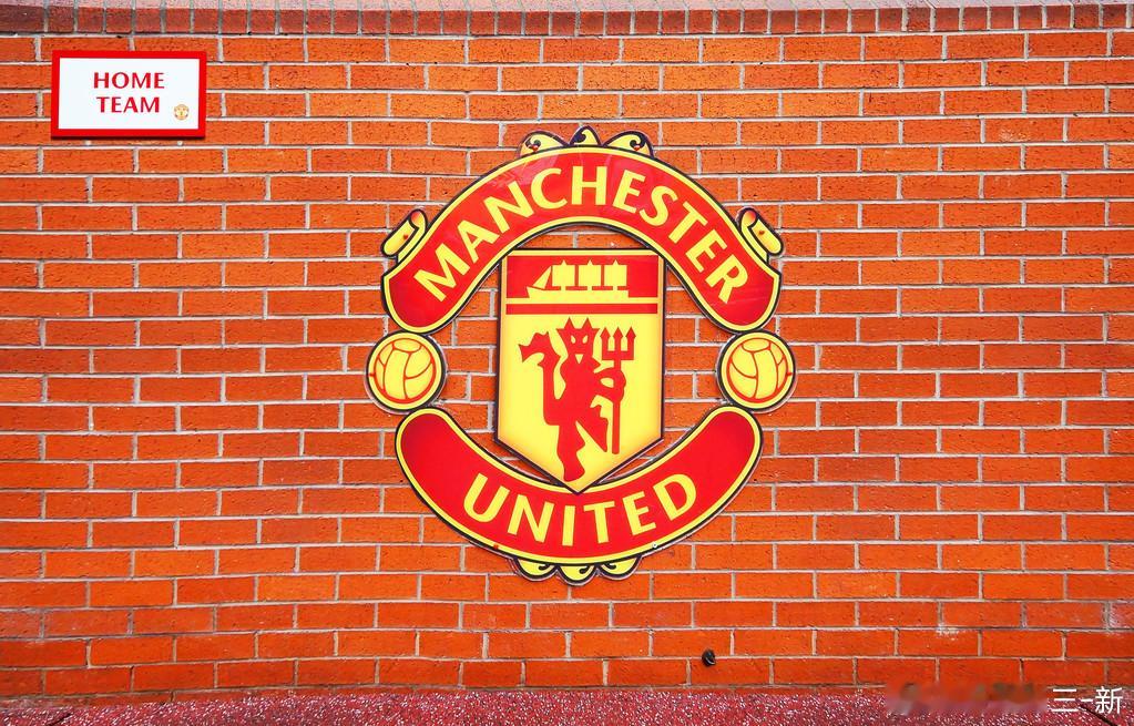 天空体育谈曼联冬窗计划：比起买塞梅尼奥，倾向明夏买中场和后卫天空体育撰文，谈到了