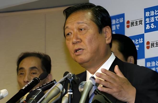 日本政坛炸锅，小泽一郎直接开撕麻生太郎，台海问题成火药桶。
 
12月4日，小泽