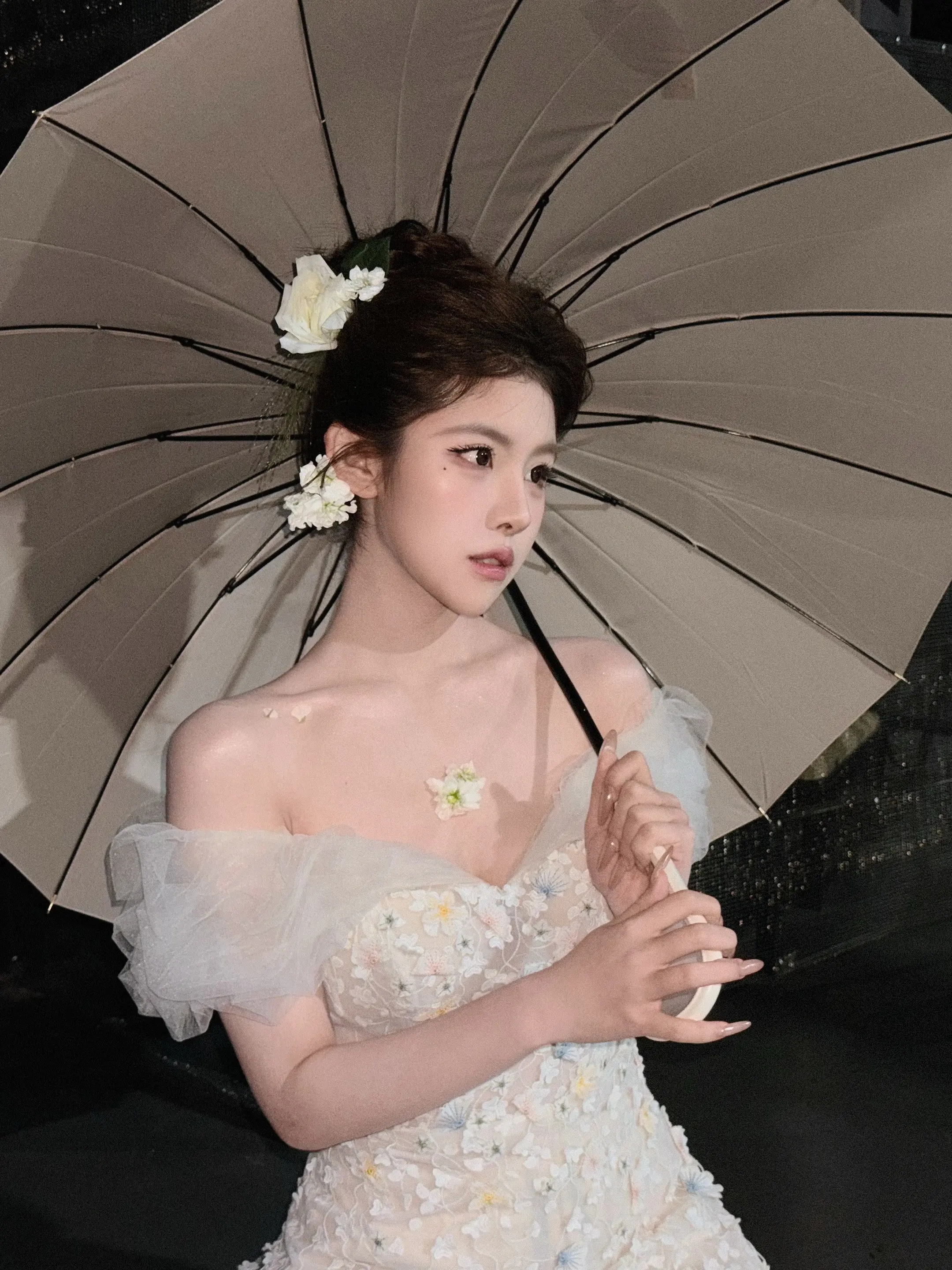 没有任何人会把你变得越来越好，你越来越好的原因，是因为一次次的经历，一...