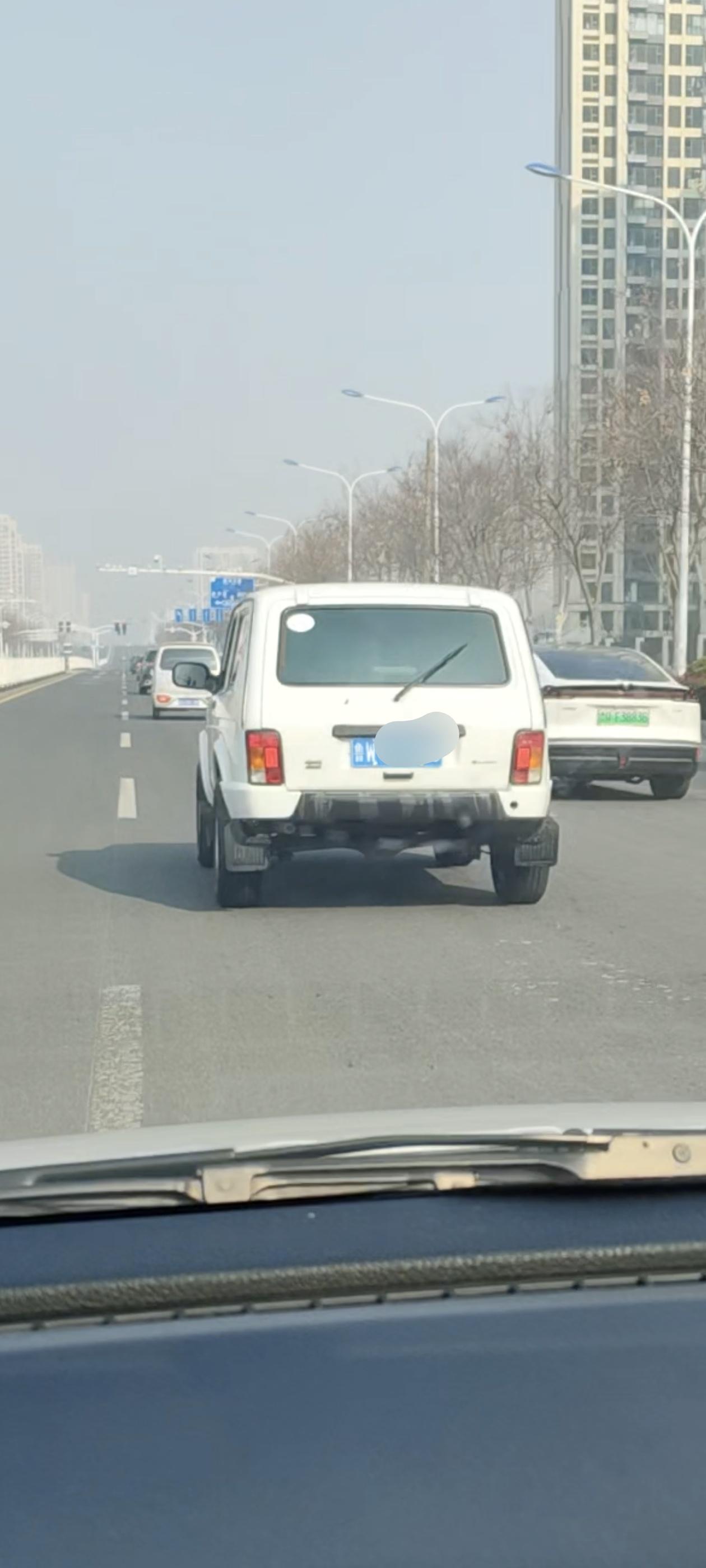 在临沂还能看到一辆拉达汽车