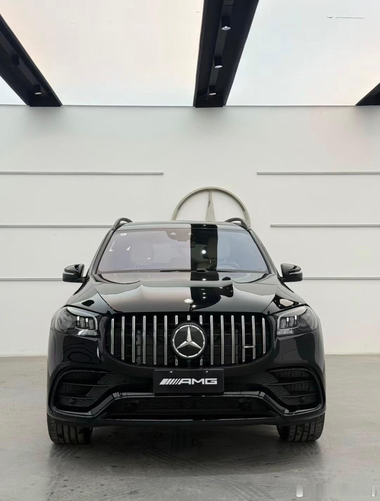 奔驰GLS63 AMG  黑米 我上次说了 米内这次非常稀缺 国内最后100台 