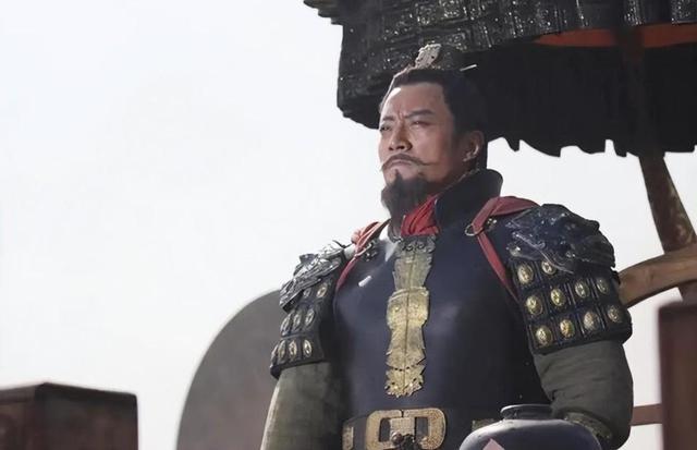 也别说宋江是投降派了，他原本不属于江湖，也不希望加入江湖，他只是想从江湖捞点好处