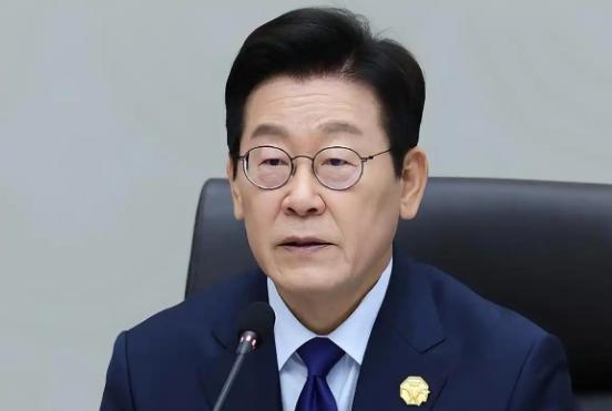 看来李在明赌对了。
 
拖了十几年的韩国战时指挥权移交问题，这回真要落地了，近期