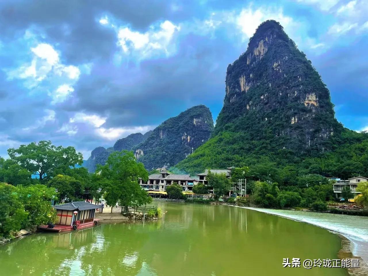 人类九大快乐源泉，读懂才明白，幸福从来不贵
1. 久别重逢的见面
2. 饿了刚好
