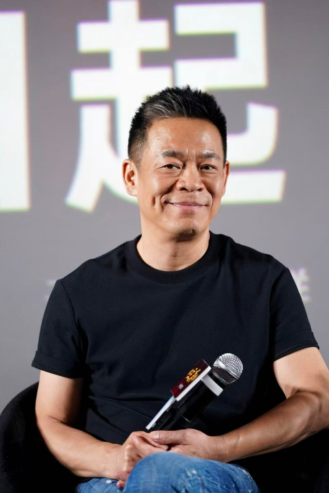 王晓晨孙浩对抗路戏搭子孙浩一把甩开王晓晨你好星期六互怼是常态， 欢喜冤家永不落幕