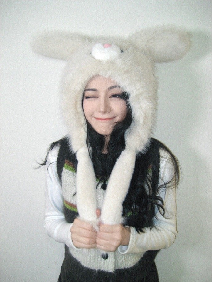 迪丽热巴二月行程请查收迪丽热巴温暖治愈之感迪丽热巴二月行程请查收，迪丽热巴温暖治