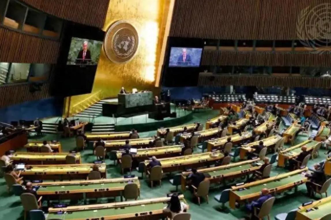 中国反对无效、美国弃权、俄罗斯也没能挡住，联合国曾以147票赞成的压倒性优势，通